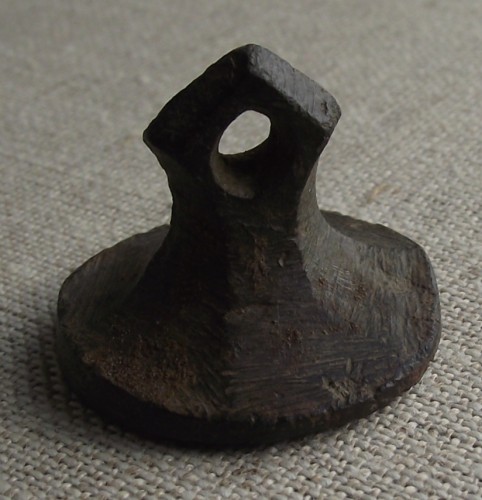 mittelalterlicher Rohling eines Bronzepetschaftes